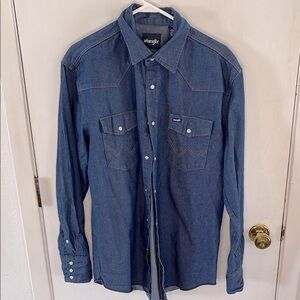 Vintage Wrangler denim long sleeve button down western shirt Size Large
